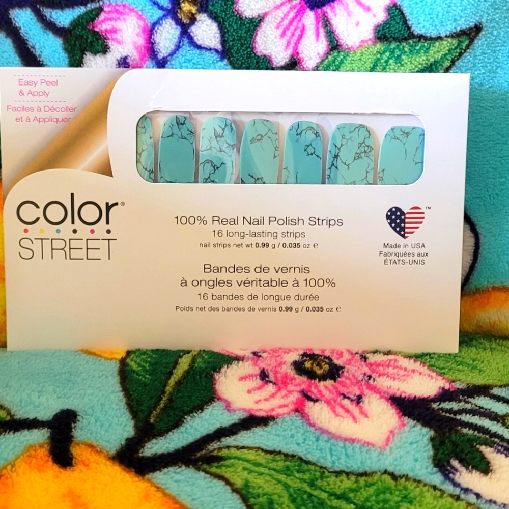 BRAND NEW Mojave iturquoise color street nail strip.